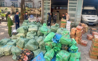 Quảng Ninh: Ngăn chặn gần 4 tấn thực phẩm không rõ nguồn gốc tuồn ra thị trường dịp Tết