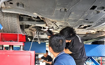 Gầm ô tô kêu lục cục là dấu hiệu gì?