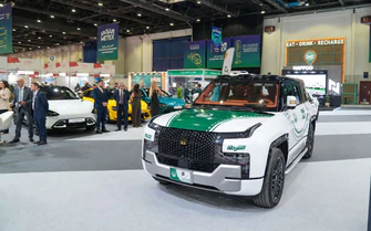 Xe BYD có thể nổi trên nước gia nhập đội xe cảnh sát Dubai