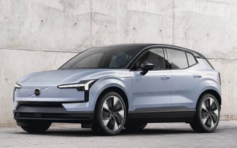 Volvo triệu hồi 40.000 xe điện do nguy cơ cháy pin