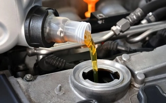 Những sai lầm khi thay dầu động cơ cần tránh