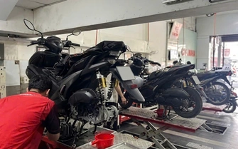 Những ngày đầu đổ xăng E10, xe máy vận hành ra sao?