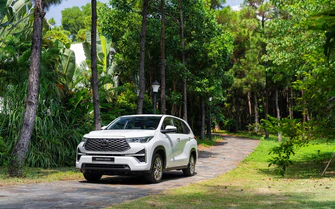Toyota bán hơn 36.600 xe trong 6 tháng, doanh số hybrid tăng gấp đôi