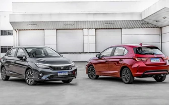 Xe gầm cao lên ngôi, chỉ còn vài mẫu sedan trụ lại