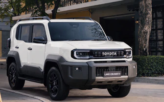 Toyota Land Cruiser FJ bán 30 xe trong tháng đầu mở bán tại Việt Nam