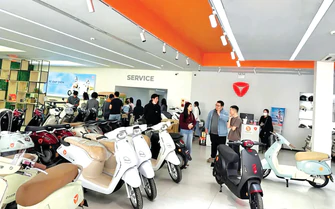 Thị trường xe máy điện vào cuộc đua mới