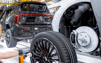 Mercedes-Benz chịu sức ép lớn từ thuế của Mỹ và ô tô Trung Quốc