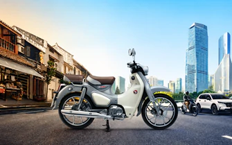 Honda Super Cub mới giá gần 90 triệu đồng