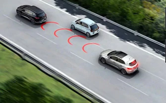 Công nghệ trên ô tô có giúp giữ khoảng cách quy định?