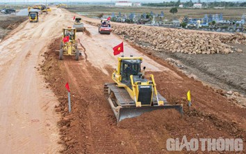 Thi đua lập thành tích kỷ niệm 80 năm truyền thống ngành GTVT