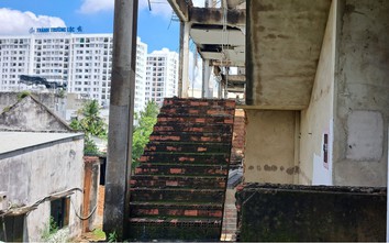 Nhiều chung cư mini ở TP.HCM bỏ hoang vì xây trái phép