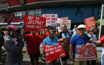 Philippines: Lái xe ba bánh phản đối hiện đại hóa phương tiện