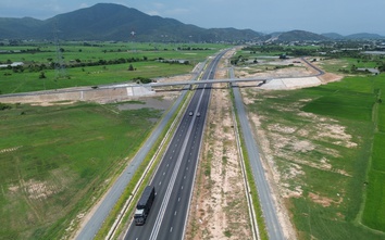 Phê bình nhà thầu cao tốc Vĩnh Hảo - Phan Thiết chậm hoàn trả đường dân sinh