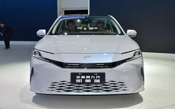 Toyota Camry 2024 ra mắt tại Trung Quốc với nhiều thay đổi