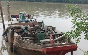 Đại úy công an bị đứt lìa hai chân khi truy bắt "cát tặc"