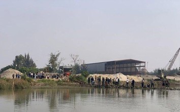 Đang tìm kiếm hai học sinh mất tích trên sông Ninh Cơ 