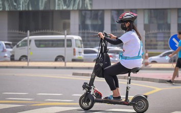 UAE cảnh báo tình trạng mất an toàn vì xe scooter