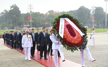 Tổng bí thư, Chủ tịch Trung Quốc Tập Cận Bình đặt vòng hoa, viếng Chủ tịch Hồ Chí Minh