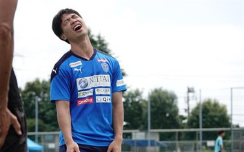 Báo Thái Lan ngỡ ngàng vì quyết định của “Messi Việt Nam”