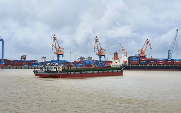 Vận tải thủy nội địa tăng trưởng hai con số