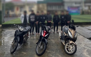 Chạy mô tô mang theo hung khí từ Quảng Bình ra Hà Tĩnh gây án
