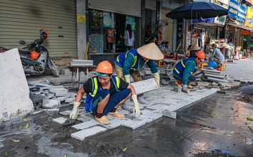 Hà Nội tạm dừng thi công vỉa hè, đào đường