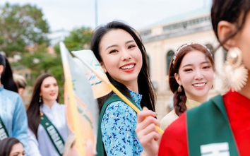 Ngơ ngẩn ngắm 90 người đẹp Miss Earth 2023, mặc áo dài truyền thống Việt Nam đi xe bus