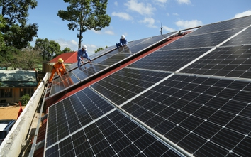 Điện mặt trời mái nhà có thể phát lên lưới nhưng không được trả tiền