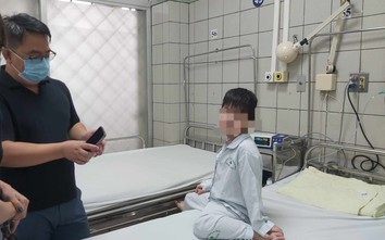 Cháy chung cư mini Khương Hạ: Bé trai cấp cứu một mình ở BV Bạch Mai đã tìm được bố