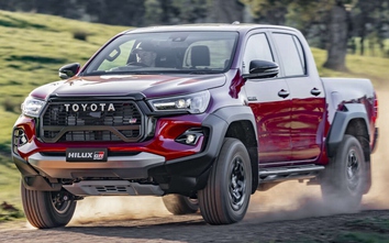 Toyota Hilux GR Sport mở bán tại Úc, giá từ 1,15 tỷ đồng