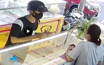 Nam thanh niên cướp nhẫn vàng, đang đi bán thì bị bắt