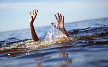 Kon Tum: Nhóm thiếu nhi ra bờ sông chơi, một cháu trai đuối nước