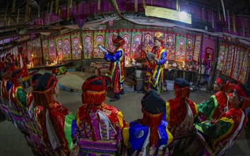 Độc đáo lễ cấp sắc 12 đèn của người Dao ở Tây Bắc