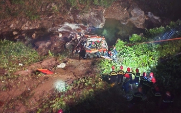 Bộ Công an chỉ đạo nóng sau vụ xe khách lao xuống vực ở Đà Nẵng, 2 người tử vong