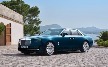 Rolls-Royce Ghost Series II 2025 được nâng cấp hiện đại hơn