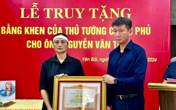 Truy tặng Bằng khen cho người hy sinh lúc cứu nạn trong bão lũ ở Yên Bái