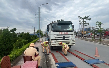 Hải Phòng phát hiện nhiều xe chở quá tải "khủng"