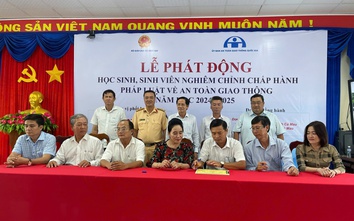 Cà Mau phát động học sinh, sinh viên chấp hành luật giao thông