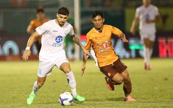 Bất ngờ tại V-League sau 4 vòng đấu