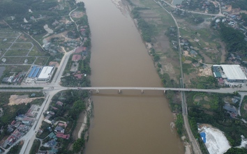 Thêm một cầu ở Yên Bái bị cấm lưu thông, các phương tiện di chuyển ra sao?