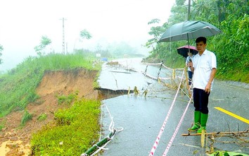 Công bố tình huống khẩn cấp trên 4 tuyến quốc lộ ở Hà Giang