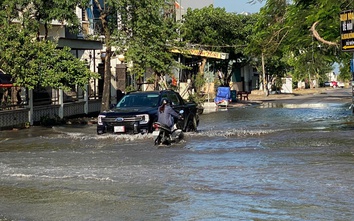 Đã thảm nhựa tuyến đường dự án chống lụt khu biệt thự triệu đô do Báo Giao thông phản ánh