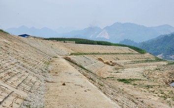 Hoàn thành khắc phục dự án kè lún nứt ngổn ngang sau phản ánh của Báo Giao thông