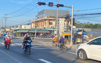 Bạc Liêu: Lắp đèn tín hiệu tại ngã ba Huy Liệu sau phản ánh của Báo Giao thông