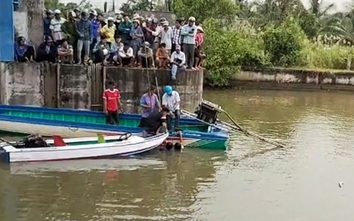 Điều khiển vỏ lãi đâm trúng trụ biển báo giao thông, thanh niên 20 tuổi tử vong thương tâm