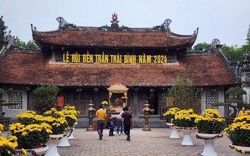 Gần 200 công an lập 14 chốt đảm bảo ATGT lễ hội đền Trần Thái Bình