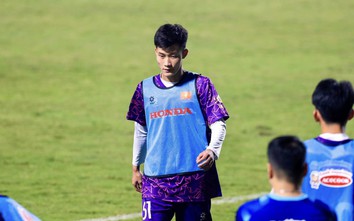 Tân binh duy nhất của tuyển Việt Nam đang gây sốt tại V-League là ai?