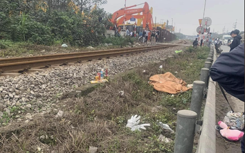 Băng qua đường tàu có rào chắn, nữ sinh bị đâm tử vong ở Hưng Yên