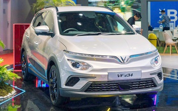 Vì sao giá xe điện VinFast tại Việt Nam cao hơn một số nước?