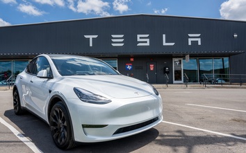 Tesla sa thải hàng loạt nhân sự vì kết quả bán hàng đi xuống